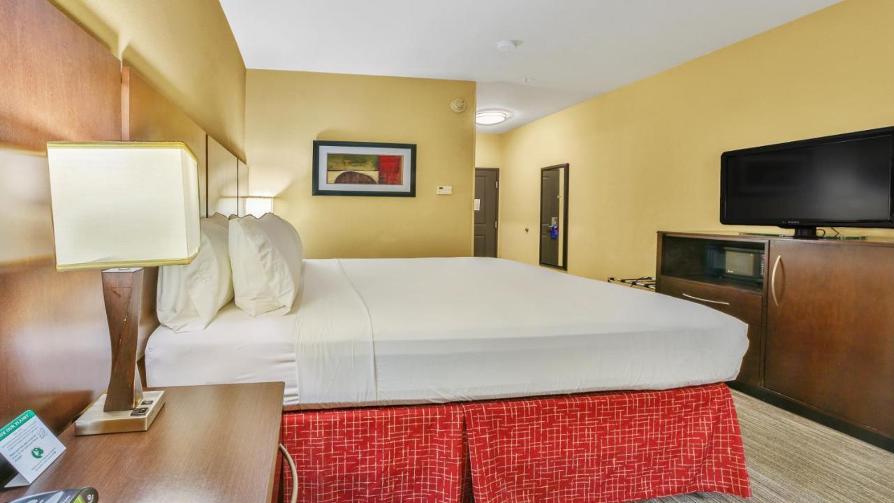 Holiday Inn Express & Suites Houston South - Near Pearland By Ihg מראה חיצוני תמונה