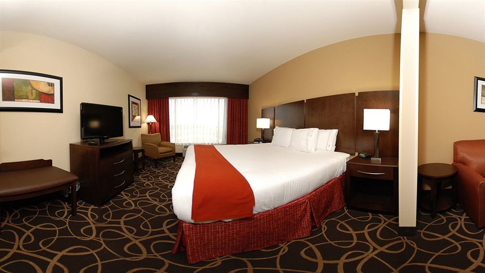 Holiday Inn Express & Suites Houston South - Near Pearland By Ihg מראה חיצוני תמונה