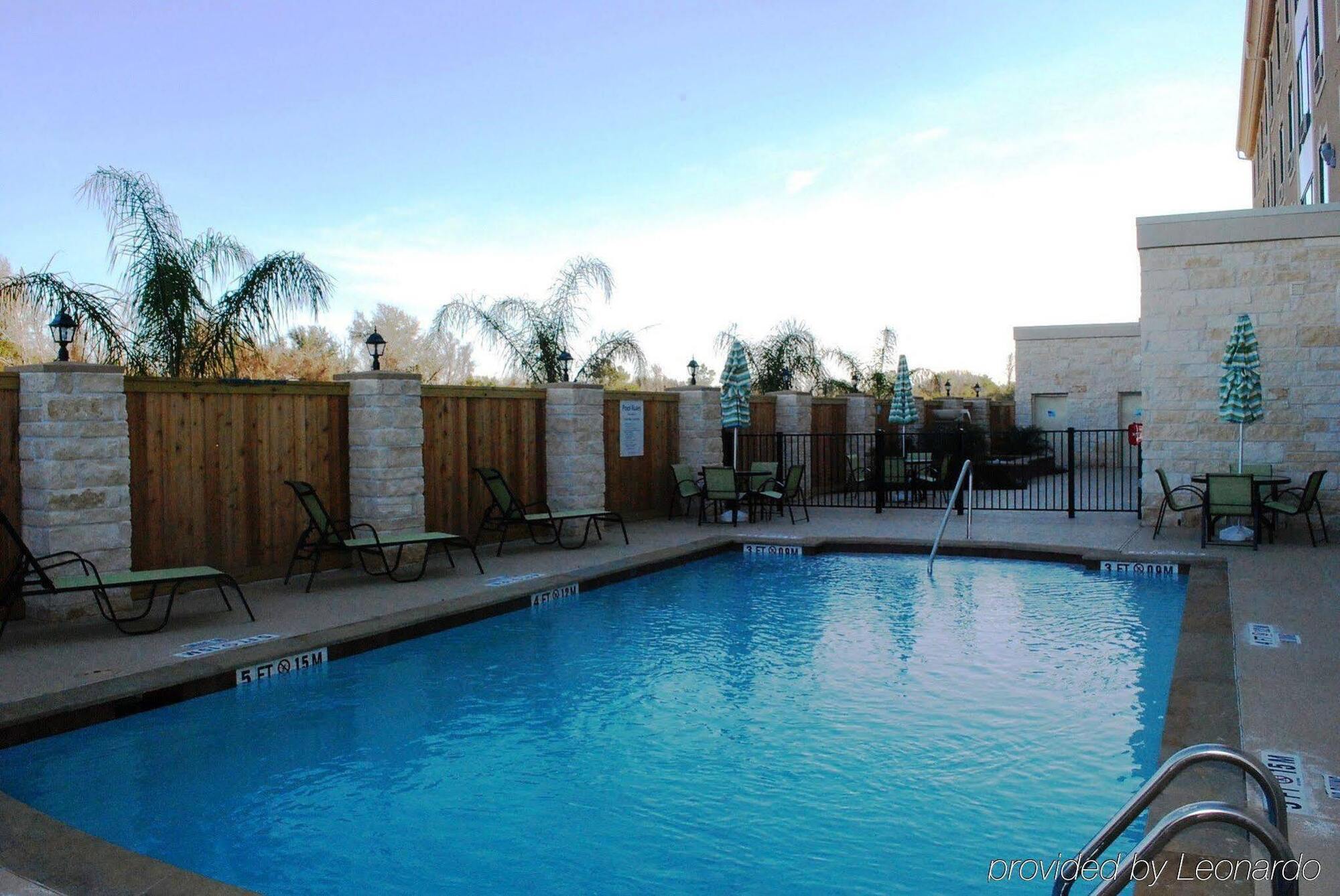 Holiday Inn Express & Suites Houston South - Near Pearland By Ihg מראה חיצוני תמונה